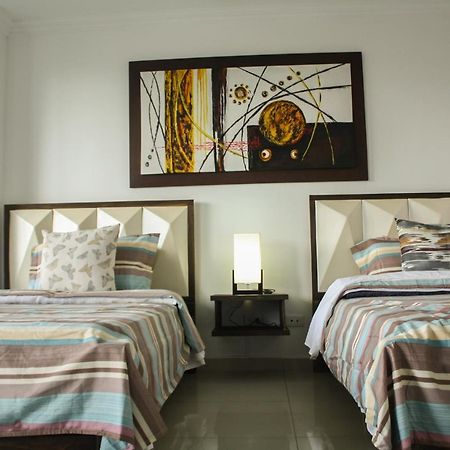 Apartahotel Kelly Cali Esterno foto